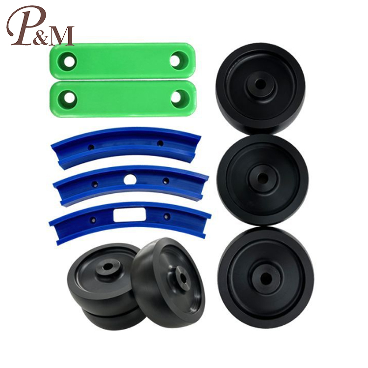 Специалист по мелким пластиковым деталям